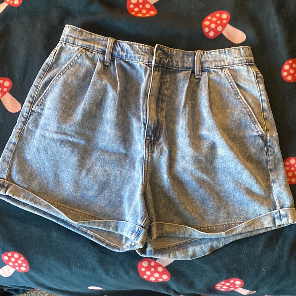 AE Wide leg Denim Shorts